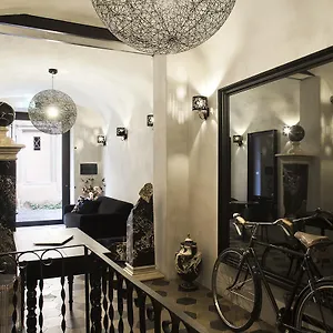 Casa De' Coronari Guest house