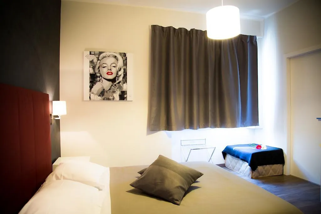 ** Guest house Modern Bnb Rome Italy