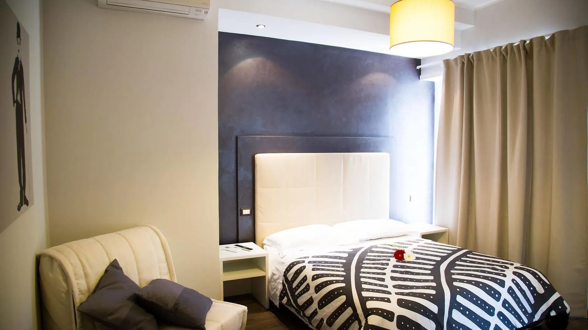 Modern Bnb Rome 2*,